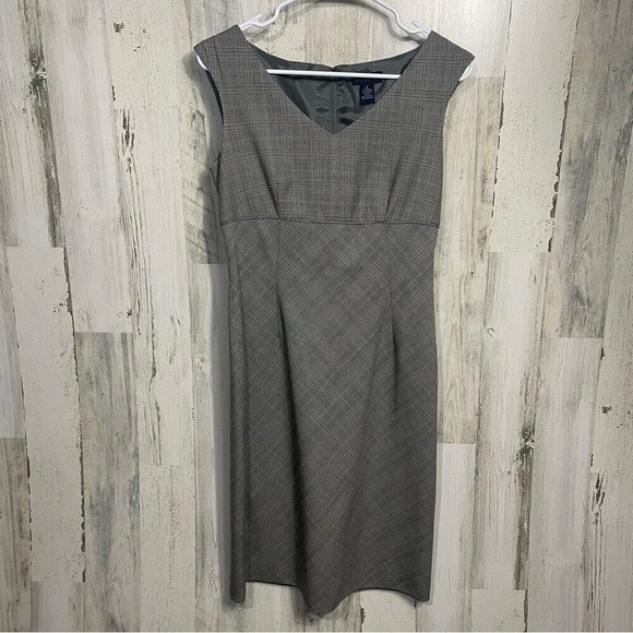 Ann Taylor Vintage SleevelessV Neck Micro Houndstooth Wool Dress Gray size 2 - Picture 2 of 8